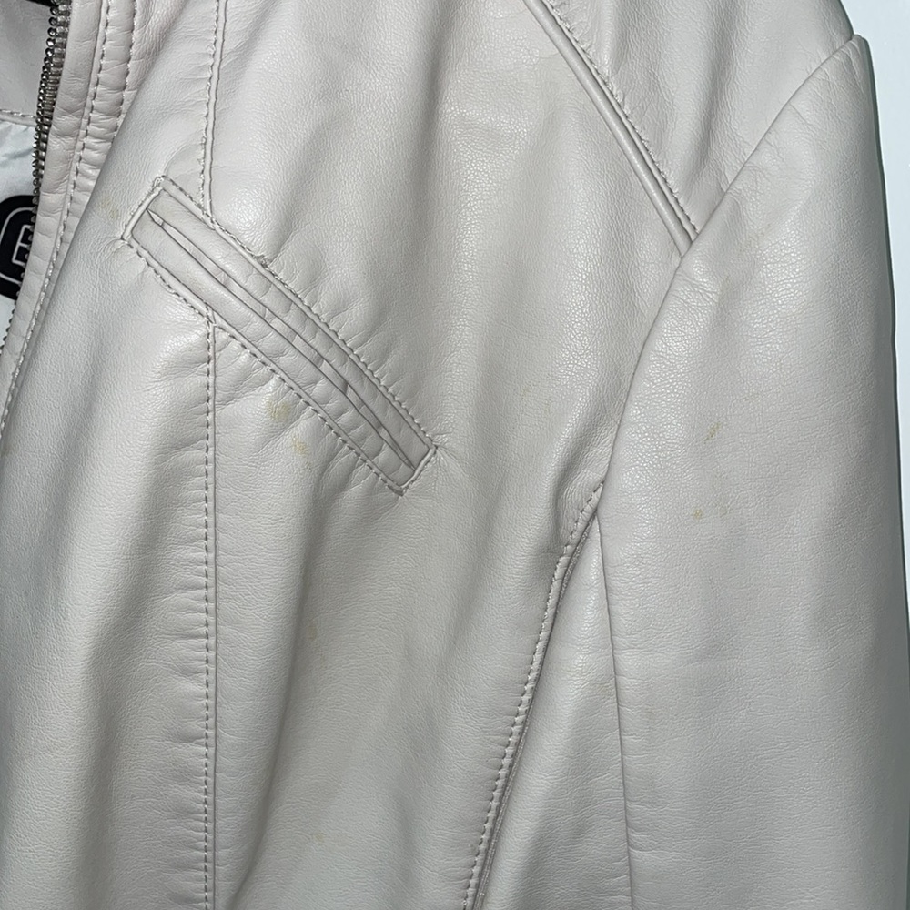 Guess Jacket - Picture 13 of 14